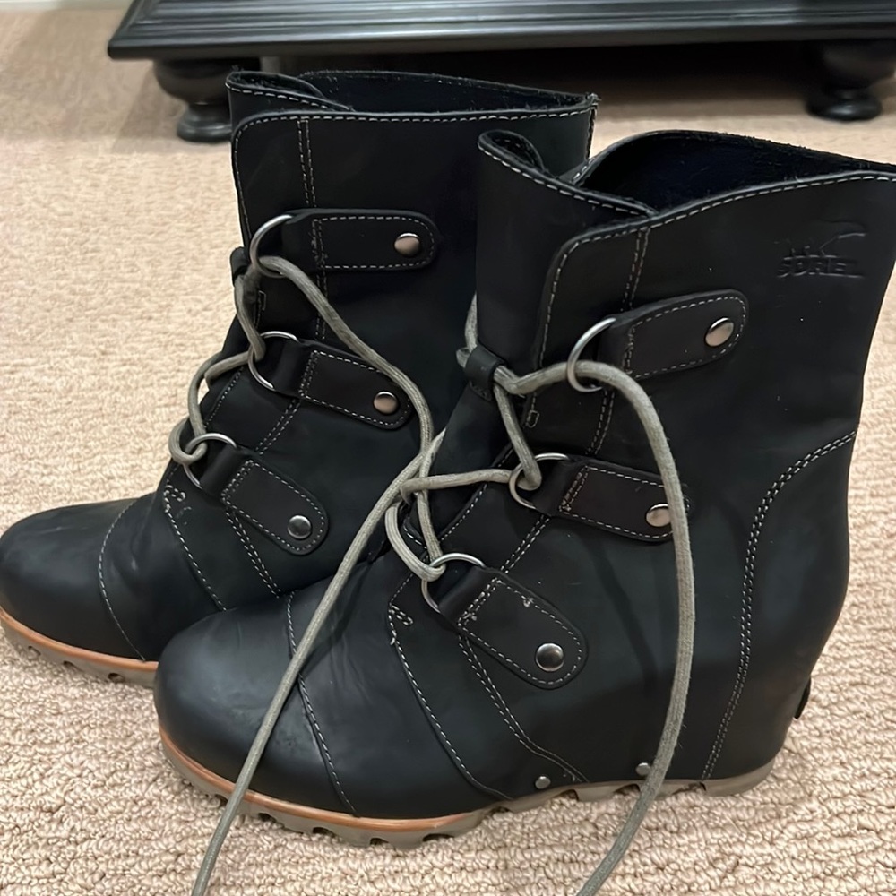 Sorel Joan of Arc Wedge Booties